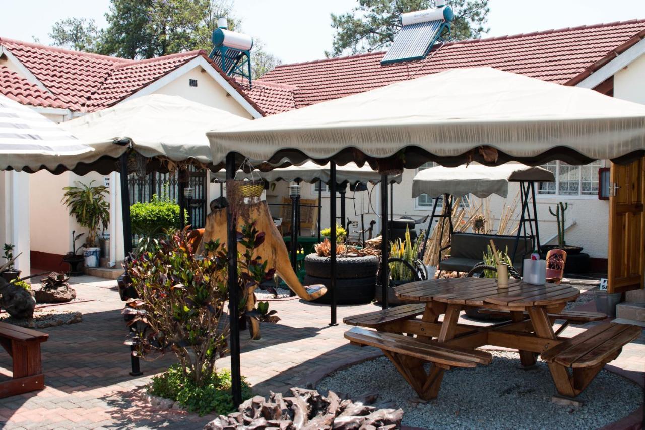 Kwampofu Guest House Harare Ngoại thất bức ảnh