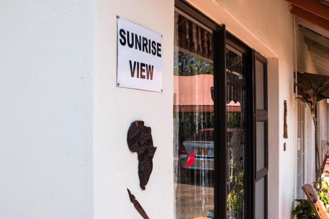 Kwampofu Guest House Harare Ngoại thất bức ảnh