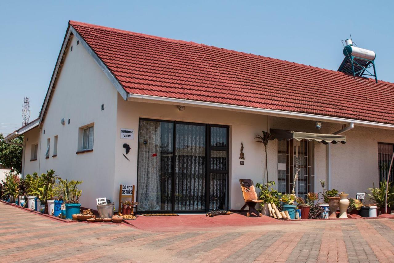 Kwampofu Guest House Harare Ngoại thất bức ảnh